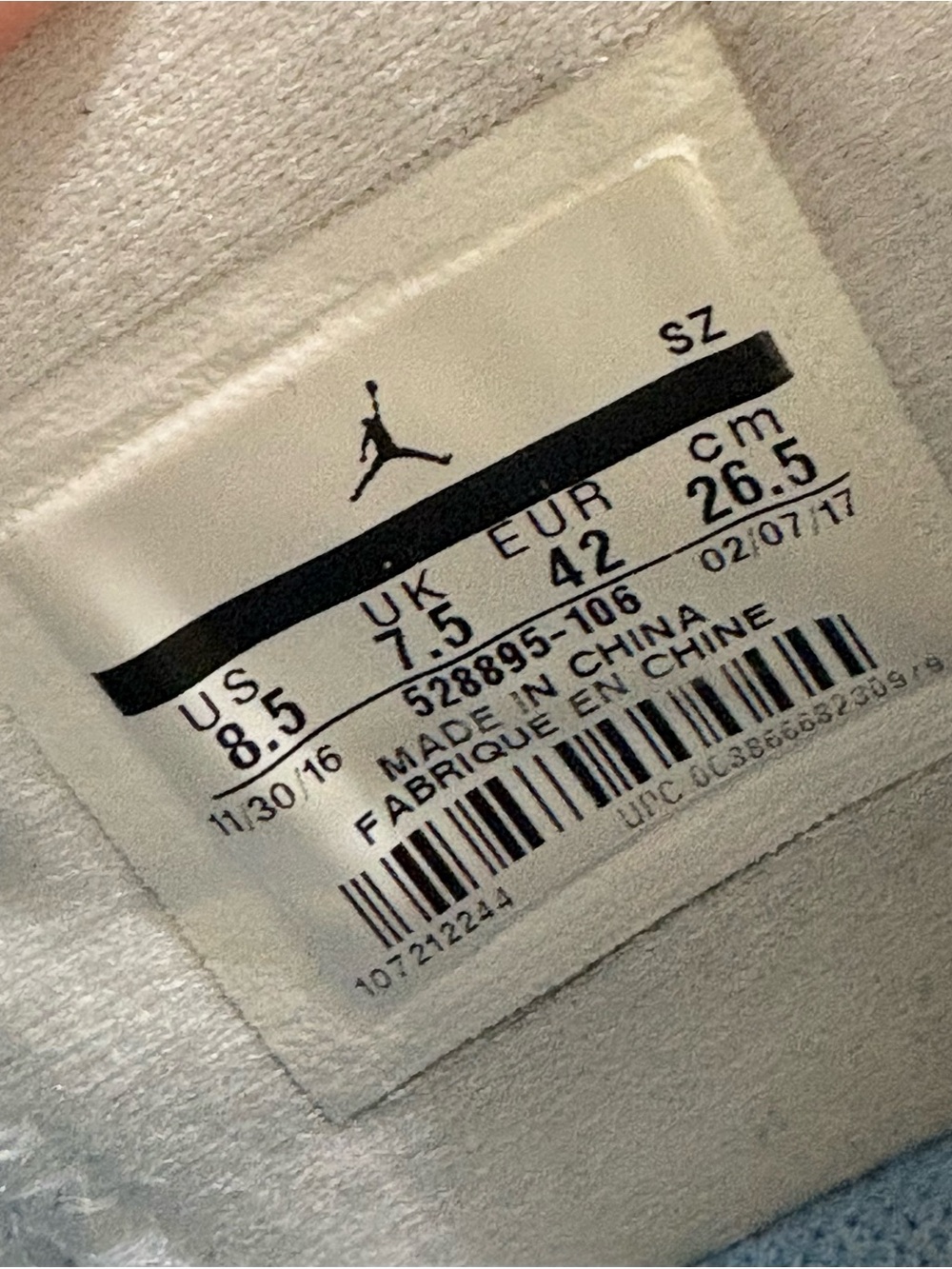 Jordan 11 Retro Low UNC 2017 Sneakers - Picture 7 of 8